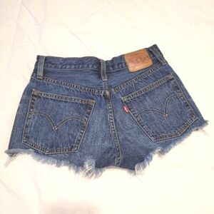 Levi's 501 cut off denim shorts size 25